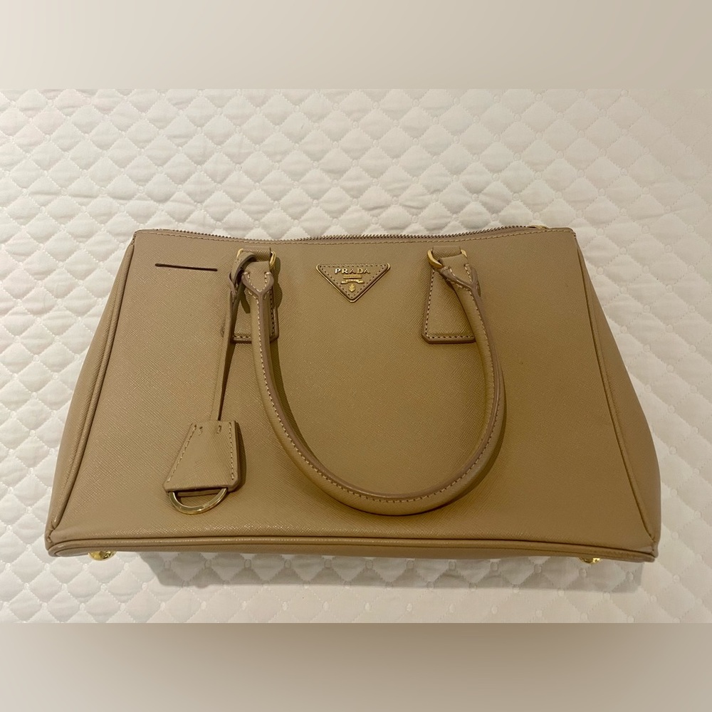 Prada nude saffiano double zip tote
